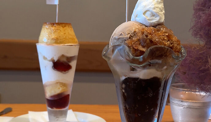 鎌倉で生クリームたっぷりのパフェ。プリン ア・ラ・モードが食べたい